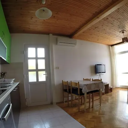 Sunny Punta Skala Holiday home *