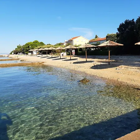 Sunny Punta Skala *